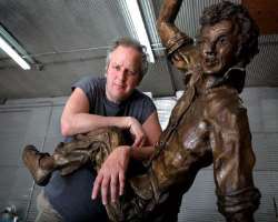 Apart from acting, he is also a sculpture and has Apart from acting, he is also a sculpture and has created his pieces of art for public art projects in San Diego, Pasadena. He also showed his talent